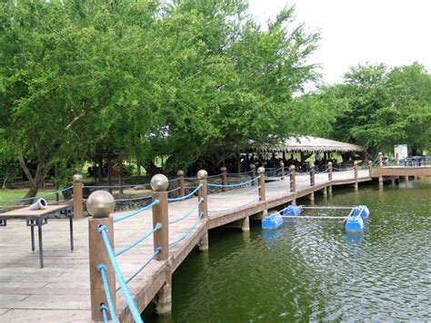 Olongapo City's Enchanted Lagoon: A Mystical Haven for Relaxation and Exploration!